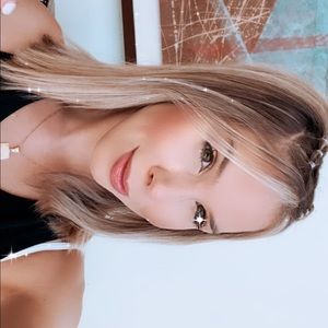 Meet your Posher, Grace